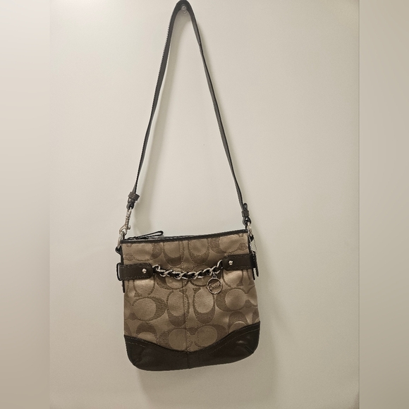 Coach Canvas Signature Chain Duffle Hangbag W/ Crossbody and Shoulder Bag - Picture 3 of 17